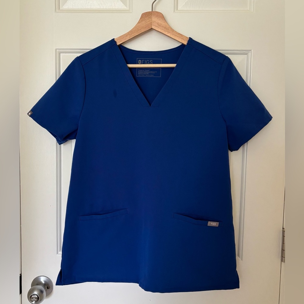 FIGS CASMA SCRUB TOP